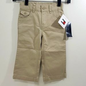 Tommy Hilfiger Adjustable waist boy khaki pant